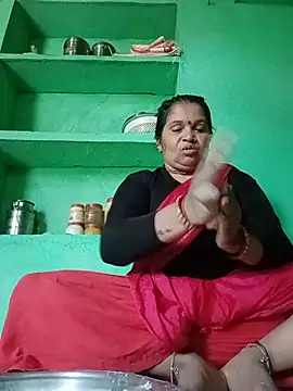 Snapshot of Manavi_x chatting on July 2026 02:14:01 AM Manavi x online show from July 2026 02:14:01 AM