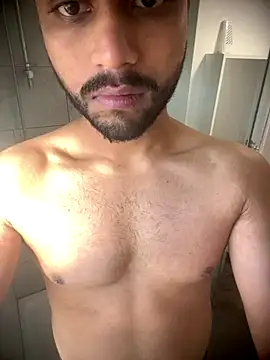 shiitposter male online show from November 2025 12:15:02 PM