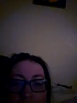 Yamiko42 online show from April 2026 01:04:01 PM