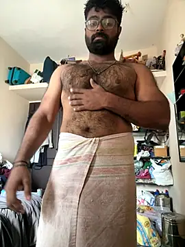 Snapshot of DJLOVE280825 chatting on October 2025 03:04:01 AM DJLOVE280825 online show from October 2025 03:04:01 AM