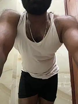 DJLOVE280825 online show from April 2026 10:20:01 PM