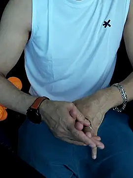 chocolate alone online show from October 2025 06:25:01 AM