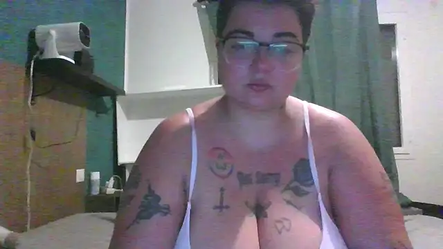 PirateXL online show from May 2026 11:50:01 PM