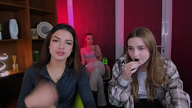 mila glow1 online show from November 2025 05:57:02 AM