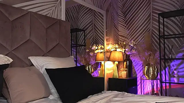 EvaRhea online show from April 2026 02:56:01 AM