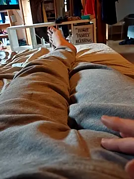 Snapshot of Horny_mummy chatting on February 2026 02:57:02 PM Horny mummy online show from February 2026 02:57:02 PM