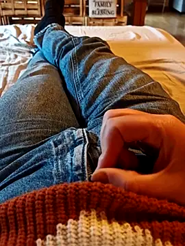 Snapshot of Horny_mummy chatting on February 2026 01:40:02 PM Horny mummy online show from February 2026 01:40:02 PM