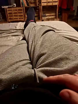 Snapshot of Horny_mummy chatting on March 2026 06:14:01 PM Horny mummy online show from March 2026 06:14:01 PM