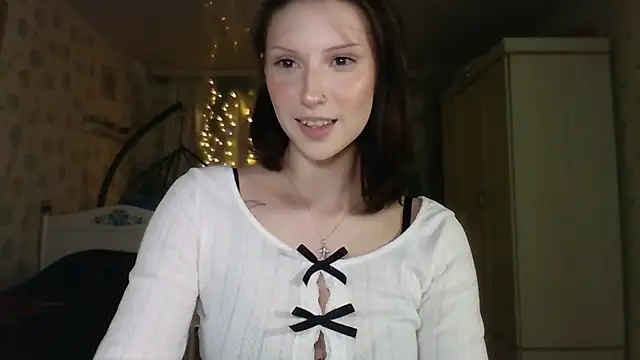 RuxaShade online show from January 2026 02:11:01 PM