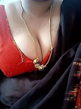 Geetha227 online show from April 2026 02:05:01 AM