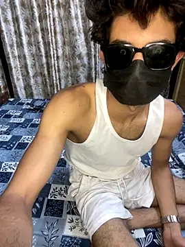 Snapshot of SIZZLER_1100 chatting on September 2025 10:13:02 PM SIZZLER 1100 online show from September 2025 10:13:02 PM