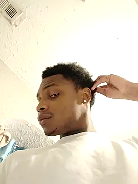 Dropdingo online show from December 2025 01:10:01 AM