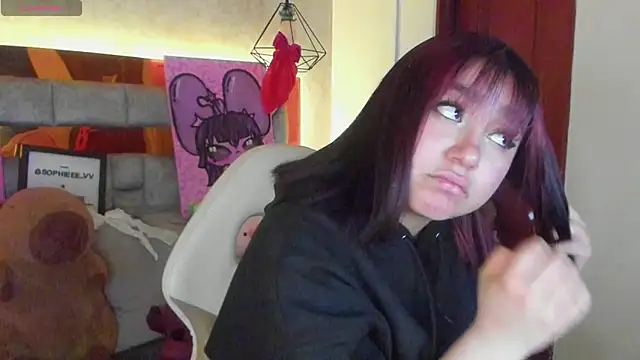 sophiievv online show from November 2025 07:16:02 PM