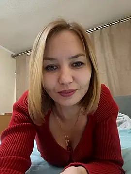 Snapshot of VeroLoverx chatting on October 2025 03:45:02 PM VeroLoverx online show from October 2025 03:45:02 PM