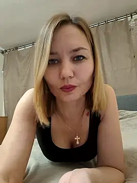 Snapshot of VeroLoverx chatting on November 2025 03:25:01 PM VeroLoverx online show from November 2025 03:25:01 PM