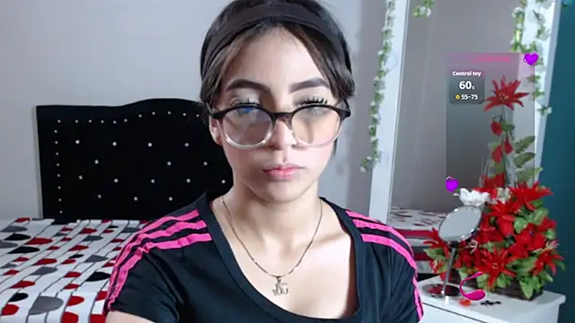 Coraline Playful online show from September 2025 07:14:02 PM