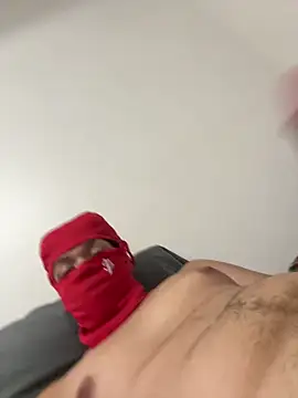 Snapshot of lionr0660 chatting on September 2025 07:07:02 PM lionr0660 online show from September 2025 07:07:02 PM