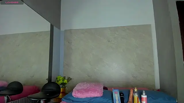 Stannlyy online show from September 2025 03:34:01 AM