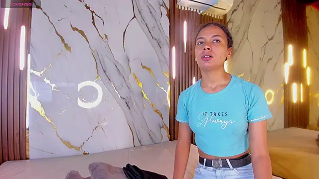 VictoriaDuart online show from November 2025 08:07:01 PM