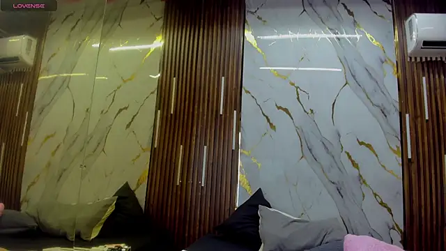 VictoriaDuart online show from November 2025 08:19:01 PM