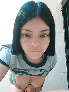 LunaJacobs online show from November 2025 12:38:01 PM