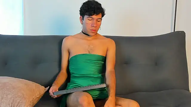 E R O S  online show from December 2025 12:43:02 PM