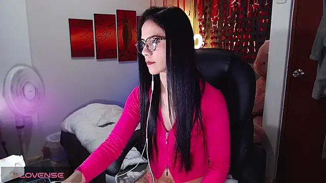 Ashley olivares online show from October 2025 02:12:02 AM