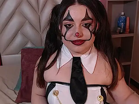 Snapshot of Vicluxxx chatting on October 2025 02:29:01 PM Vicluxxx online show from October 2025 02:29:01 PM