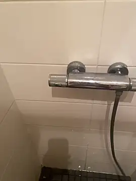 Snapshot of KE6FRAN7 chatting on September 2025 09:39:02 PM KE6FRAN7 online show from September 2025 09:39:02 PM