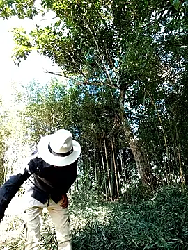 Snapshot of AlphaAlterX chatting on February 2026 02:27:01 PM AlphaAlterX online show from February 2026 02:27:01 PM