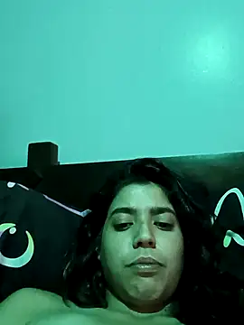 Snapshot of Maricamposs chatting on October 2025 09:02:02 PM Maricamposs online show from October 2025 09:02:02 PM