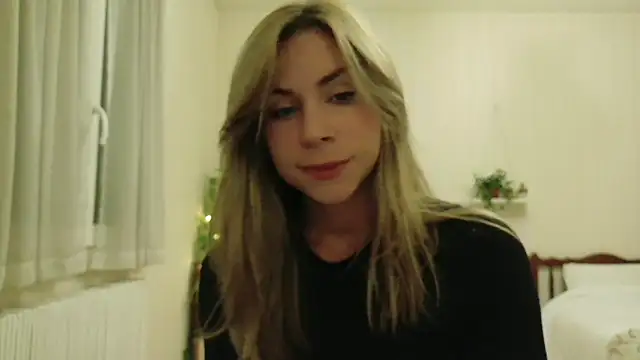 Snapshot of wonderalice31 chatting on September 2025 07:07:02 PM wonderalice31 online show from September 2025 07:07:02 PM