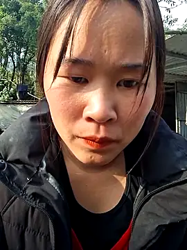 Snapshot of ALIENHR38 chatting on December 2025 01:57:02 AM ALIENHR38 online show from December 2025 01:57:02 AM