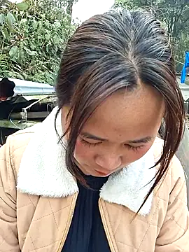 Snapshot of ALIENHR38 chatting on February 2026 02:51:01 AM ALIENHR38 online show from February 2026 02:51:01 AM