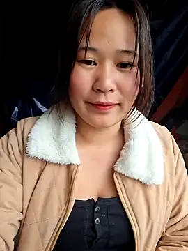 Snapshot of ALIENHR38 chatting on February 2026 01:56:02 AM ALIENHR38 online show from February 2026 01:56:02 AM