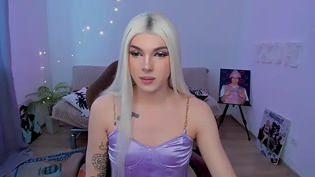 YourTrixie online show from February 2026 06:46:02 AM