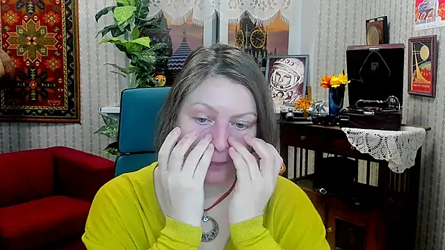 TiffanyBrauny online show from October 2025 01:56:01 PM