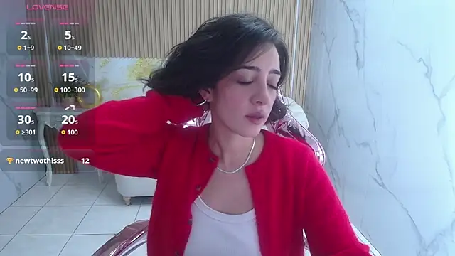 sara lopez s online show from November 2025 01:22:01 PM