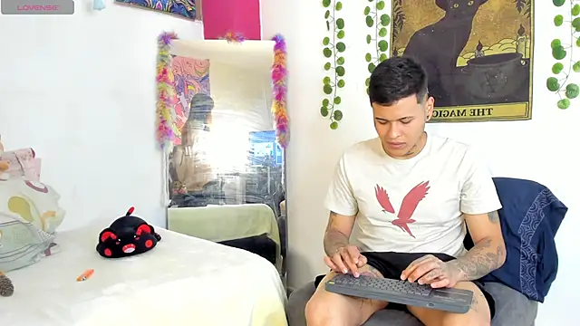 rosse dredd online show from October 2025 10:07:02 PM