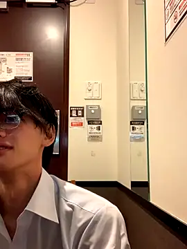 Snapshot of nowariwish chatting on October 2025 05:21:02 PM nowariwish online show from October 2025 05:21:02 PM