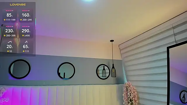 Mila Hank  online show from December 2025 12:00:01 PM