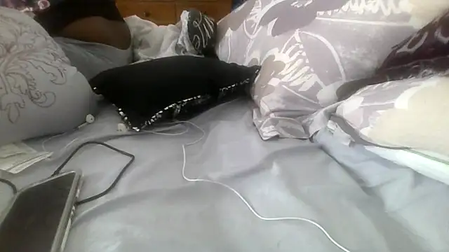 prettymaa online show from January 2026 06:44:01 PM