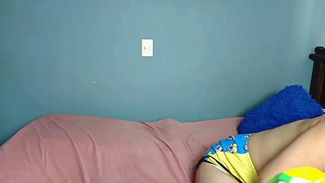 violetmia68 online show from December 2025 01:51:01 PM