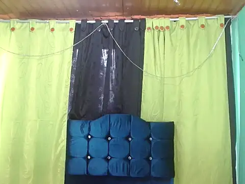 Snapshot of canelasexy_1 chatting on January 2026 06:13:02 PM canelasexy 1 online show from January 2026 06:13:02 PM