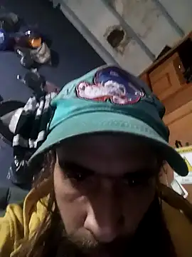 hairy mannn online show from November 2025 01:07:02 PM