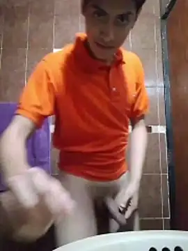 aispuro8505 online show from April 2026 07:47:02 AM