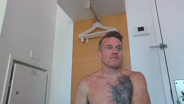 DILFiGuess11 online show from July 2026 11:14:01 AM