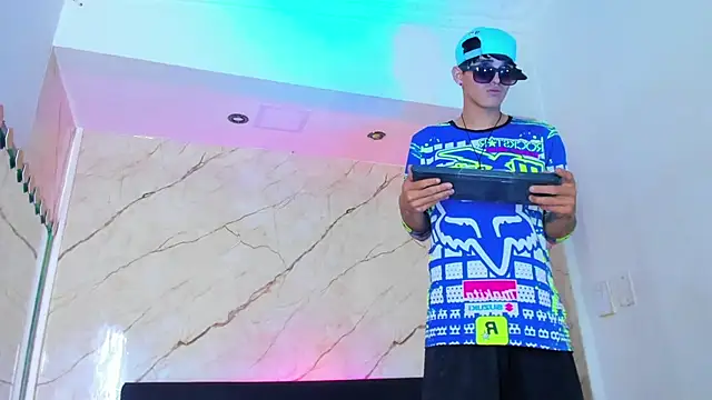 Golldens Dreamss online show from November 2025 12:26:01 PM