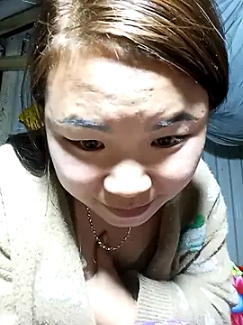 may-squirl online show from November 2025 11:03:02 AM