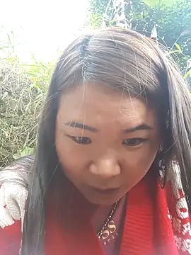 may-squirl online show from December 2025 05:58:01 AM